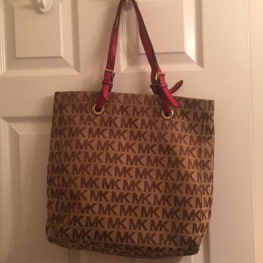 MICHAEL KORS BAG ✨⭐️